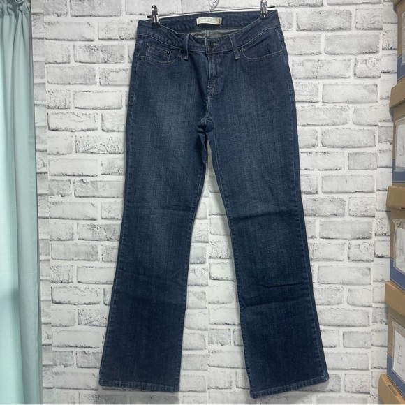 Levi’s 545 Low Bootcut  Button Flap Pockets Jeans 8 - Picture 1 of 8